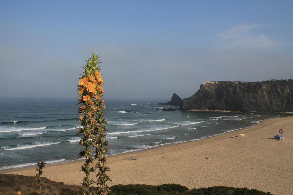 Pedra Dos Corvos Beach House Odeceixe Εξωτερικό φωτογραφία