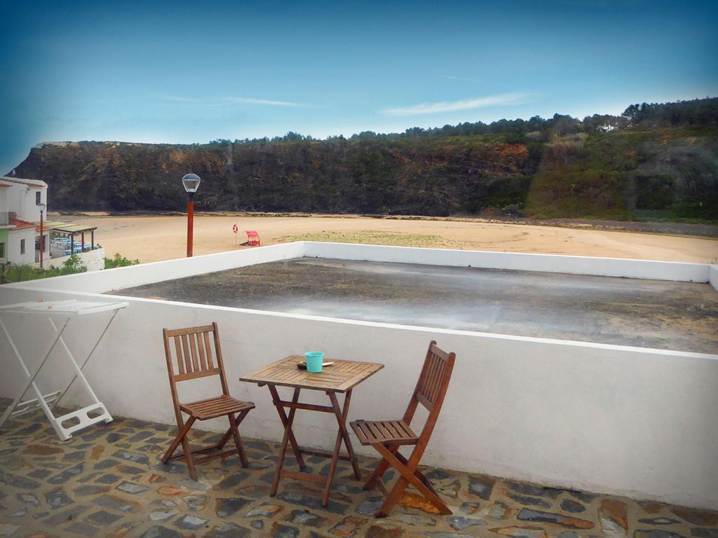 Pedra Dos Corvos Beach House Odeceixe Εξωτερικό φωτογραφία